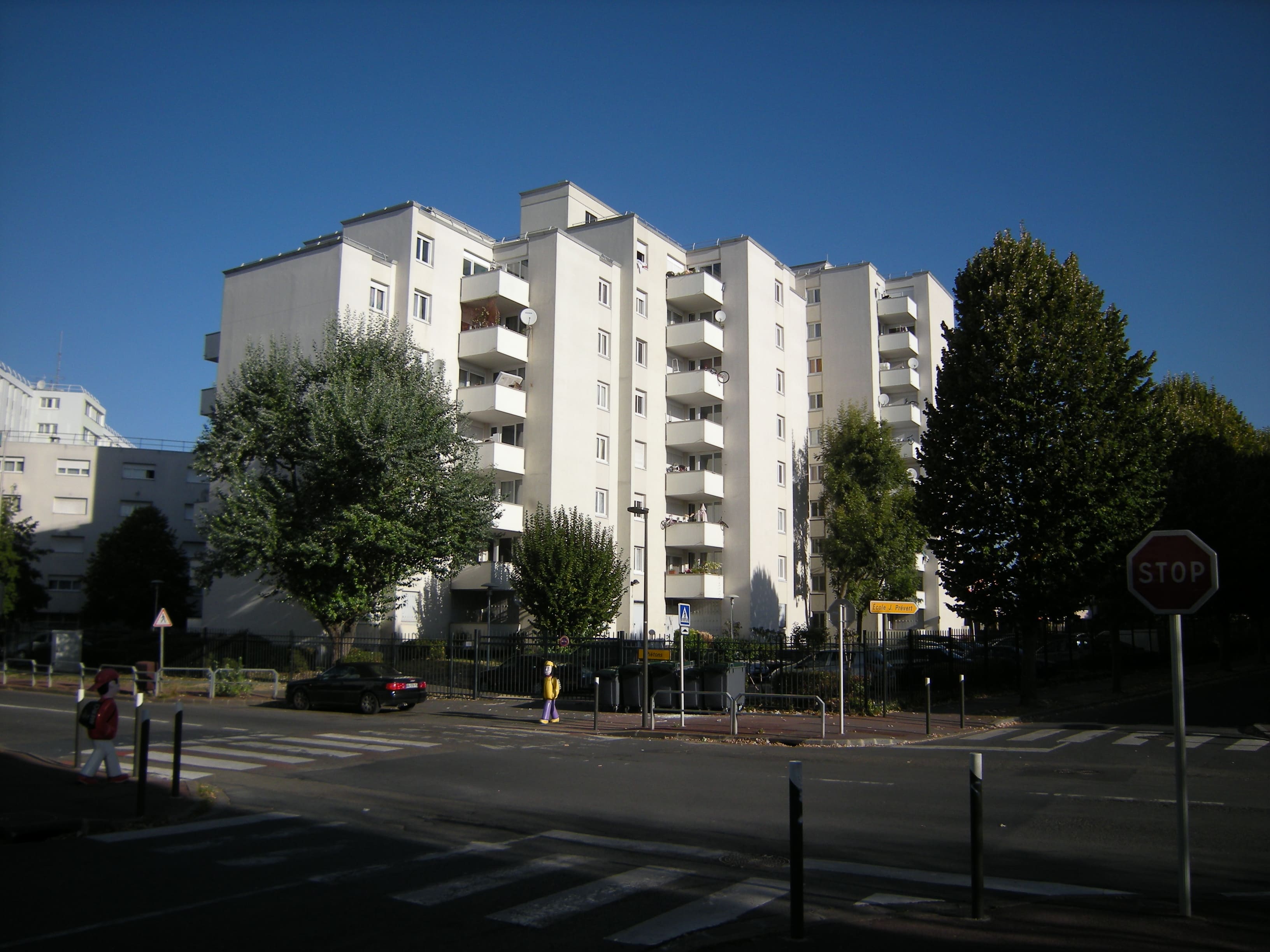 SEMIPFA / Tremblay en France Réhabilitation 102 logements FORM